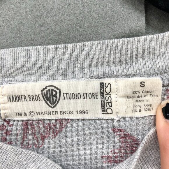 VTG Warner Bros Looney Tunes Henley Size S Gray Tazmanian Devil T Shirt 90s - Picture 9 of 9